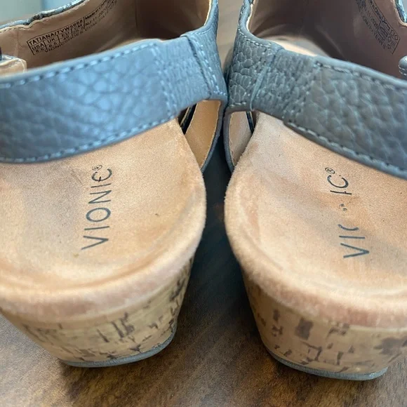 VIONIC Tatiana Adjustable Peep Toe Wedge Sandal - Picture 6 of 6